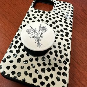 12 PRO MAX CASE WITH POPSOCKET